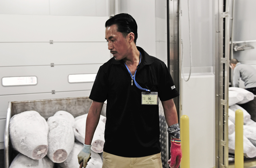 職人 | 三崎恵水産 - Misaki Megumi Suisan